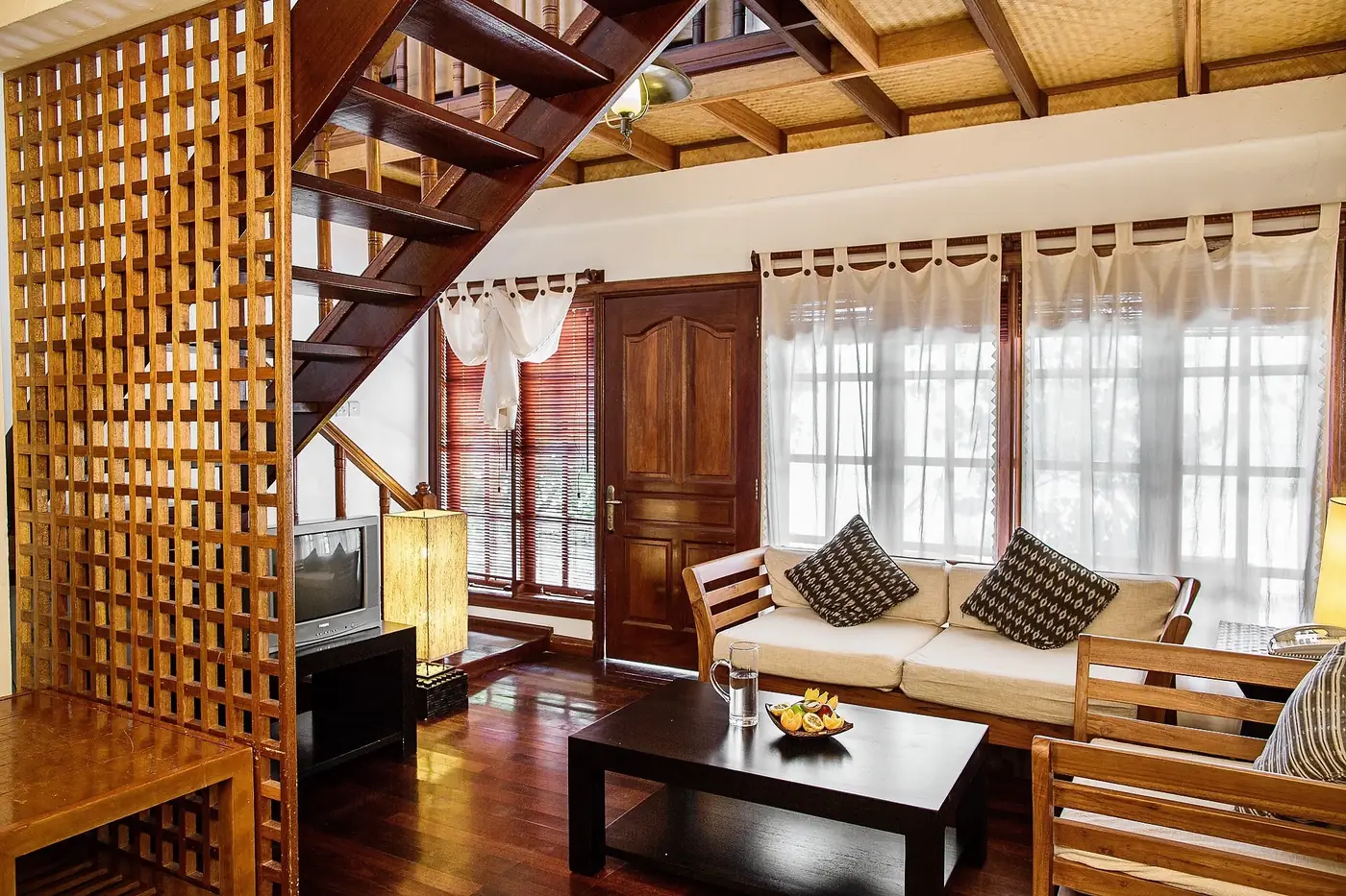 Rooms & Villas 4